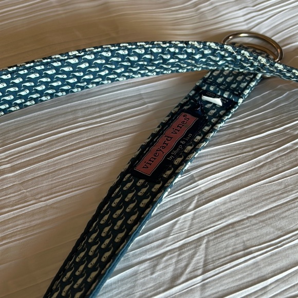 Vineyard Vines Accessories - Vineyard vines large whale belt